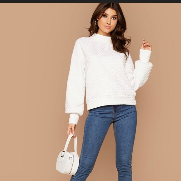 White Textured Sweater Medium - Picture 5 of 5